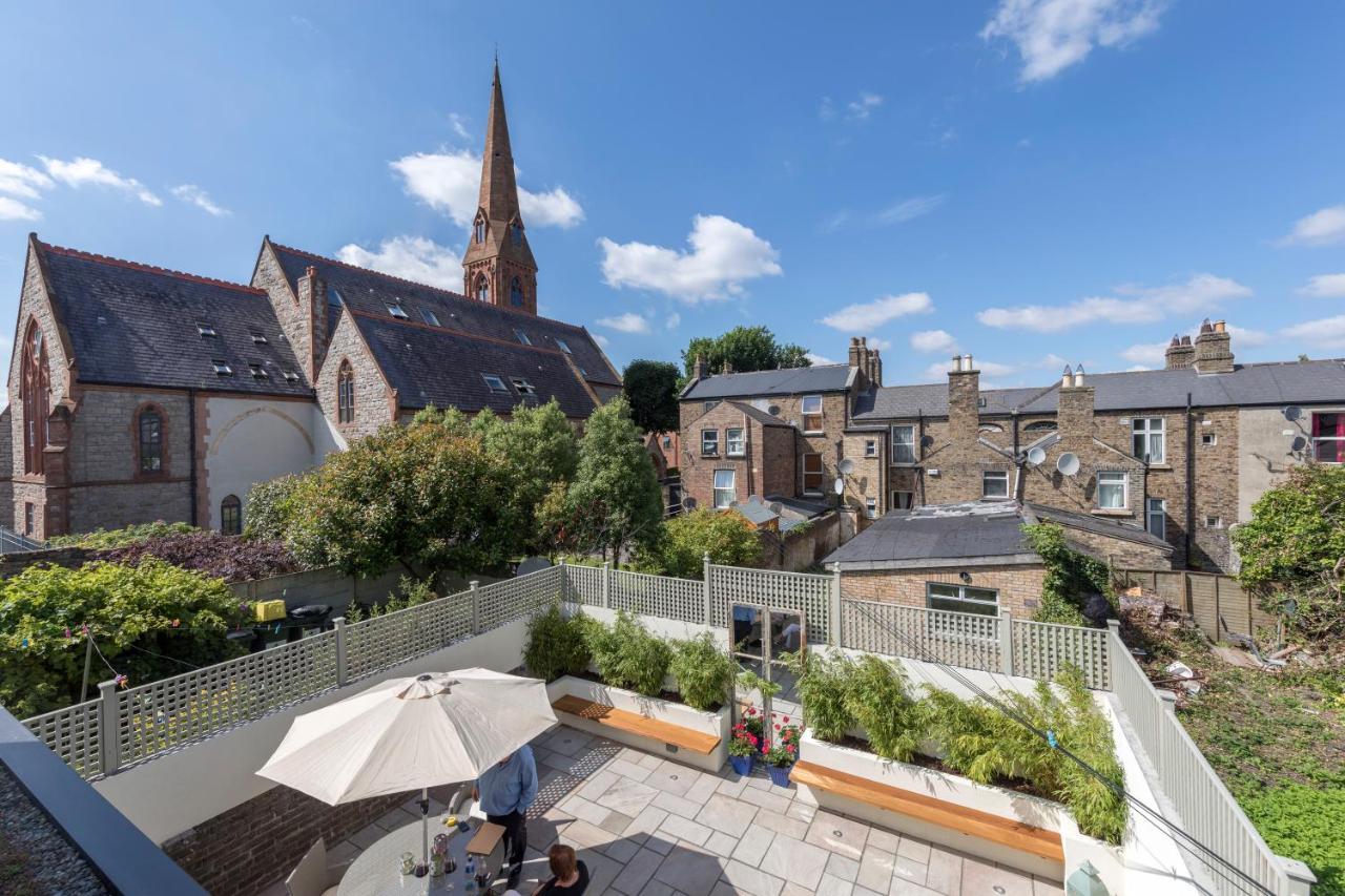 The Van Morrison Suite - Hiphipstay Dublin Exterior photo